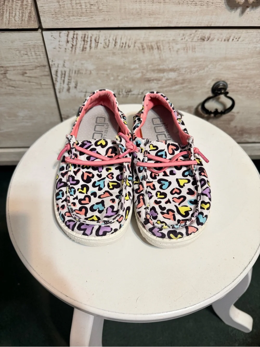 Hey Dude Kids Multicolor Heart-Print Moccasins with Pink Trim